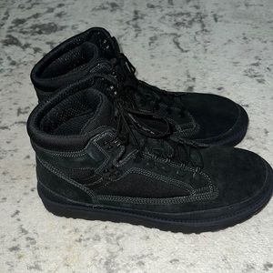 BRAND NEW MEN UGG BOOTS